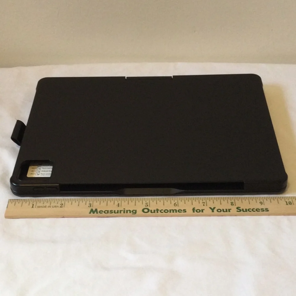 BABG iPad Case with Keyboard (2022)